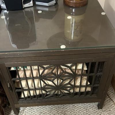 Living room glass top end table pair
