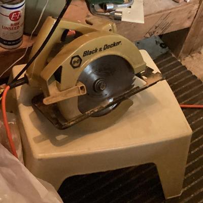 Black and decker circular saw