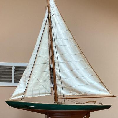 Model sailboat 2 sails 1