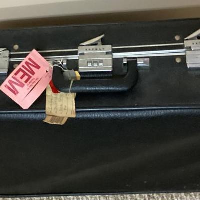 Luggage skyway suitcase