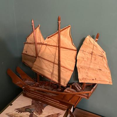 Model ship 3 sails