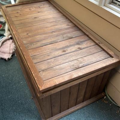 Entry wooden storage box