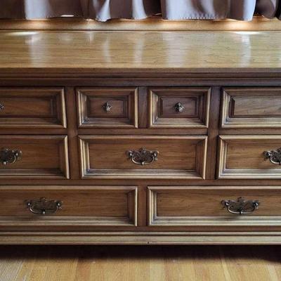 Dresser by Thomasville (BR1)