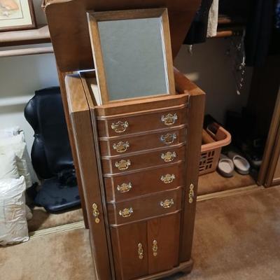 Sale Photo Thumbnail #22