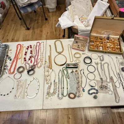 Sale Photo Thumbnail #128