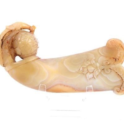 Lot 35 indian mughal jade peacock dagger handle