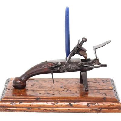 Lot 87 flintlock tinder lighter 18th century