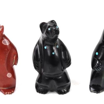 Sale Photo Thumbnail #360: Lot 362 three zuni fetish carved bears