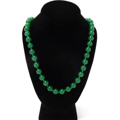 Sale Photo Thumbnail #179: Lot 179 lovely chinese jade style necklace