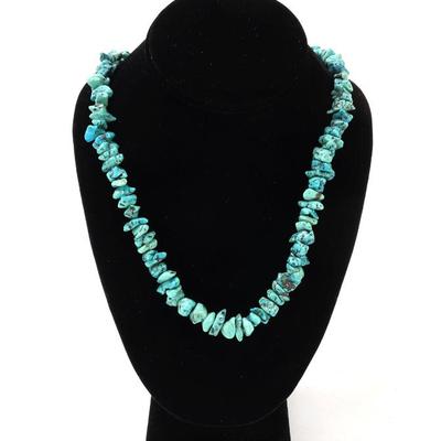 Sale Photo Thumbnail #162: Lot 162 beautiful chunky turquoise beaded necklace