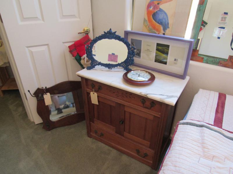 Sale Photo Thumbnail #176
