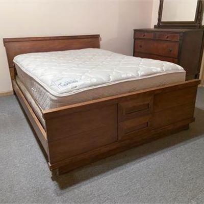 Thomasville Chair Company Full Bed.jpg