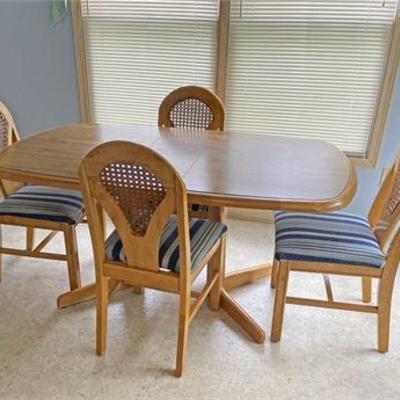 Dining Set .jpg