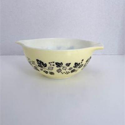 Pyrex Black & Yellow Mixing Bowl 
