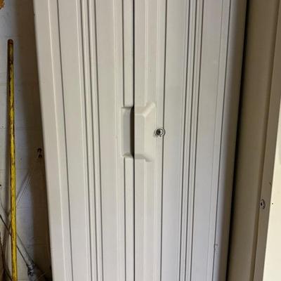 Rubbermaid Storage Cabinet