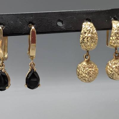 2 Pair Of 14K Gold Earrings 
