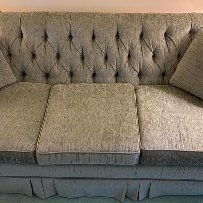 Tufted Back Straight Line Sofa-Green