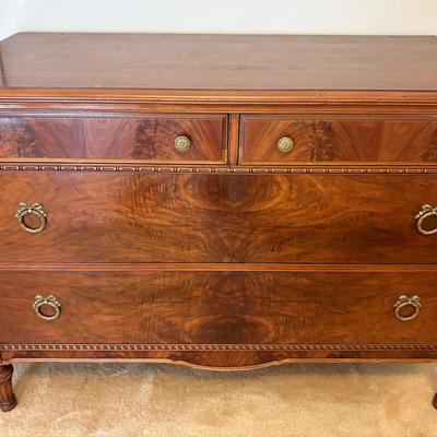 Vintage Chest Of Drawers