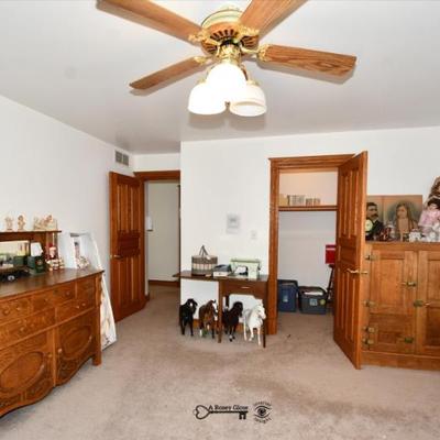 551 bedroom b