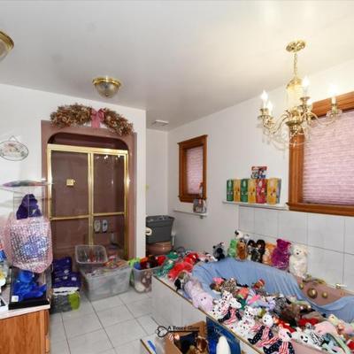306 bathroom
