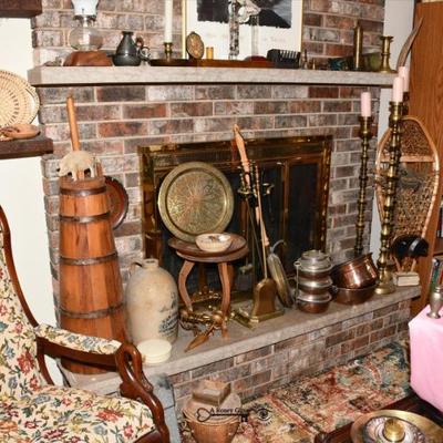 0238 family room