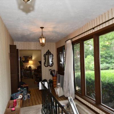 1355 foyer
