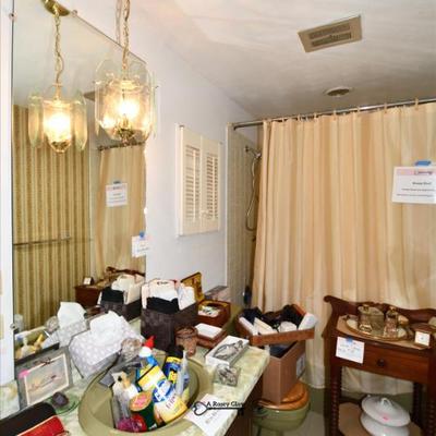 1352 bathroom
