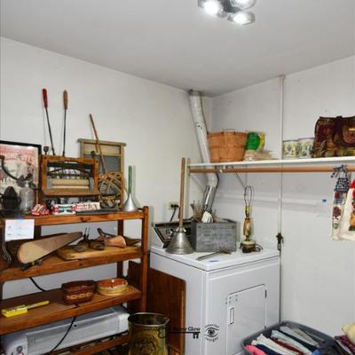 1445 laundry room