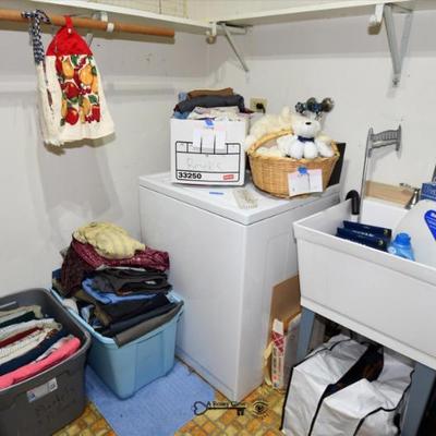 1447 laundry room