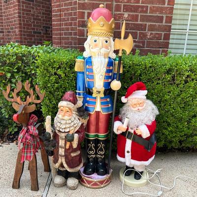 Christmas Indoor & Outdoor Decor
