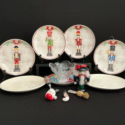 Christmas Serving And Tablescape Pieces