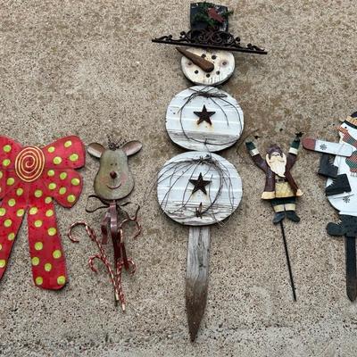Christmas Yard Decor