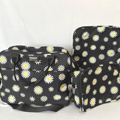 Madden Girl Daisy Overnight Bag