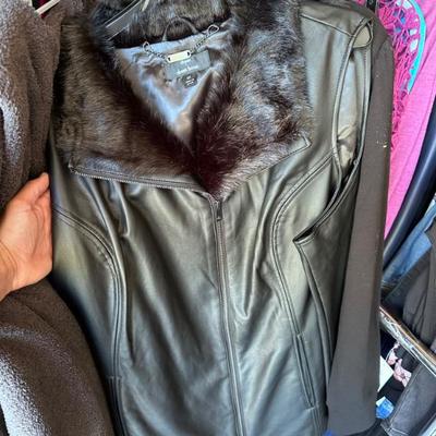 Sale Photo Thumbnail #844