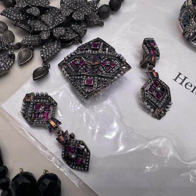 Sale Photo Thumbnail #282
