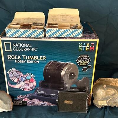 Rock Tumbler, 2 Geodes, 2 German Rock Collection Sets