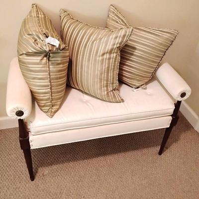Vinyl Settee With Cushions 