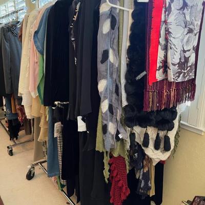 Sale Photo Thumbnail #338