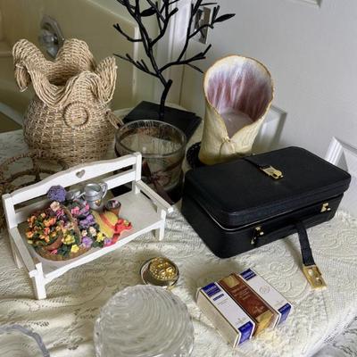 Sale Photo Thumbnail #546
