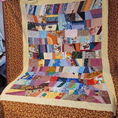 Reversible Patchwork Quilt - Multicolor and Farm Scenes