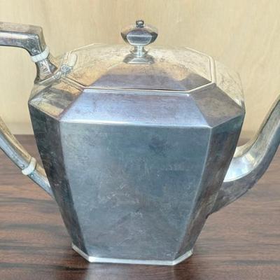 Sterling Silver 563 Grams 2.75 Pint Number 4 Teapot With Bone Bead Handle 