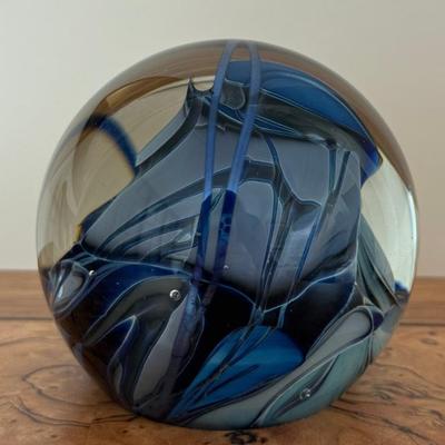 Randy Strong 1979 Hand Blown Art Glass Paper Weight Signed