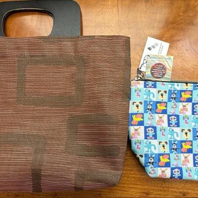 Chilwich Tote Bag And A JSDD Zipper Travel Bag