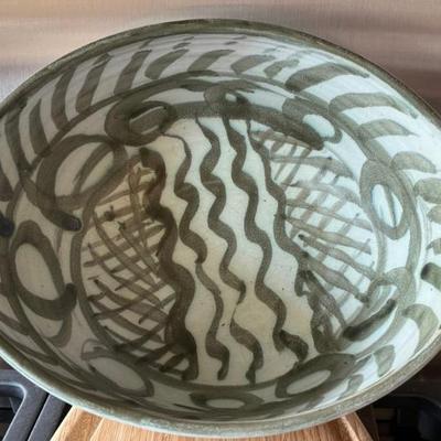 N Hanack Hand Thrown Studio Pottery Double Handled Bowl