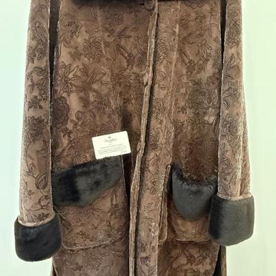 Revillon Paris Faux Fur And Suede Floral Pattern Coat Women's Medium