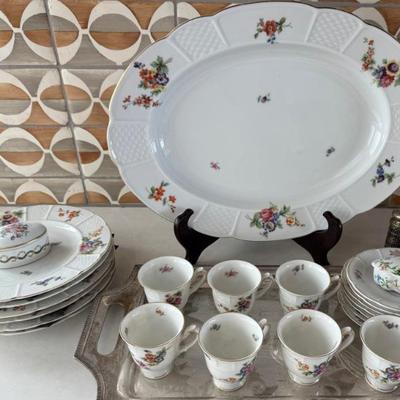 Rosenthal Bavaria Miniature Tea Cup And Saucer Set - 7 Cups, 7 Saucers, 6 Side Plates, And Platter