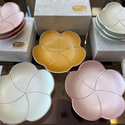 (3) Sets Of Kisen Art Arita Ware Golden Plum Shaped Plates - 3 Per Set