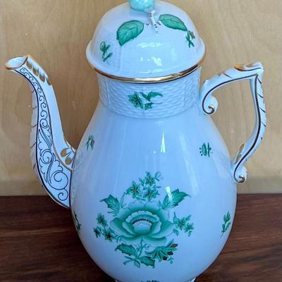 Vintage Herend Hungary Hand Painted Porcelain Chinese Green Bouquet Tea Pot With 24k Gold Accents
