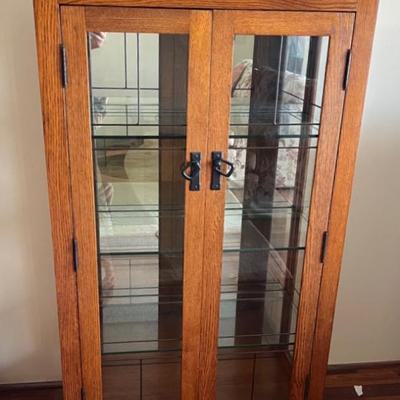 LLS109 Wood Display Cabinet W/ Working Light
