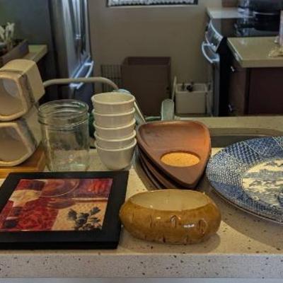 LLS035 - Vintage Assorted Kitchen Ware